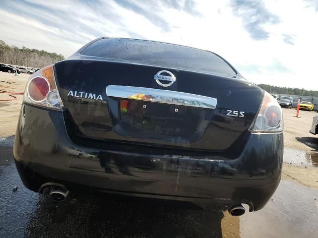 2010 Nissan Altima Base