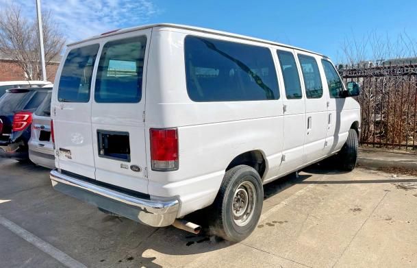 2013 Ford Econoline E350 Super Duty Wagon