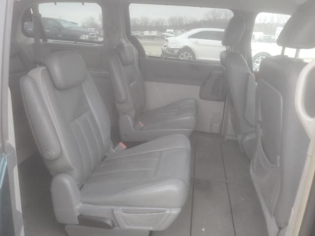 2009 Chrysler Town & Country Touring