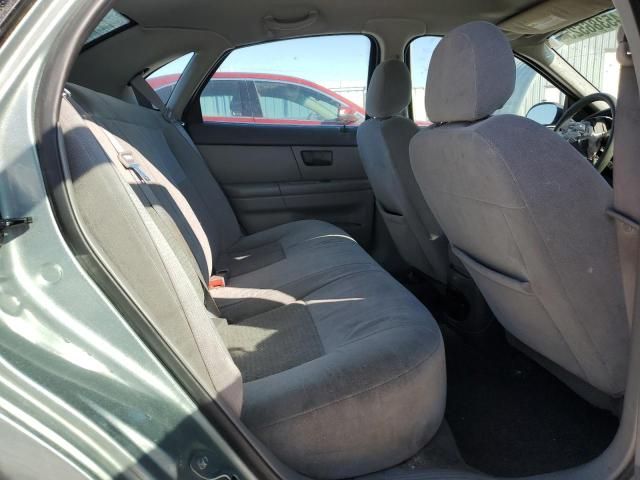 2005 Ford Taurus SE