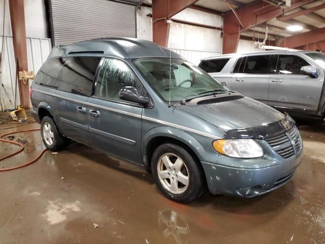 2005 Dodge Grand Caravan SXT