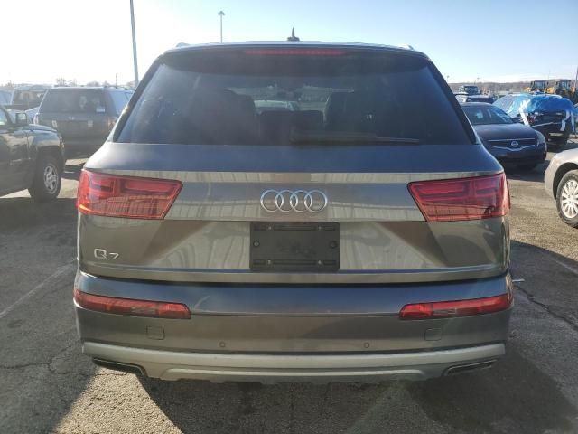 2019 Audi Q7 Premium Plus