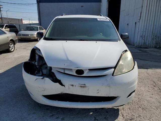 2006 Toyota Sienna CE