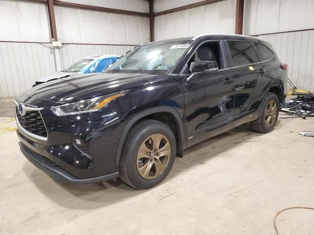 2023 Toyota Highlander Hybrid Bronze Edition