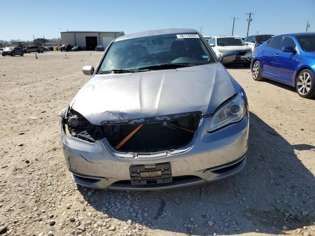 2013 Chrysler 200 Touring