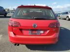 2016 Volkswagen Golf Sportwagen S