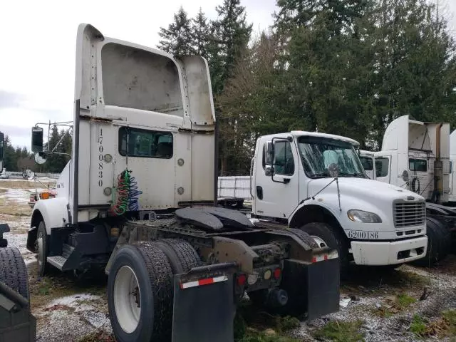 2007 Kenworth Construction T800