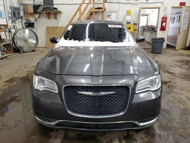 2016 Chrysler 300 Limited