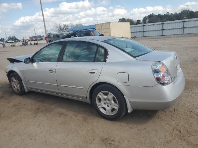 2004 Nissan Altima Base