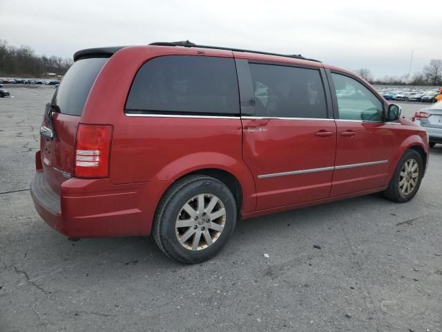 2010 Chrysler Town & Country Touring