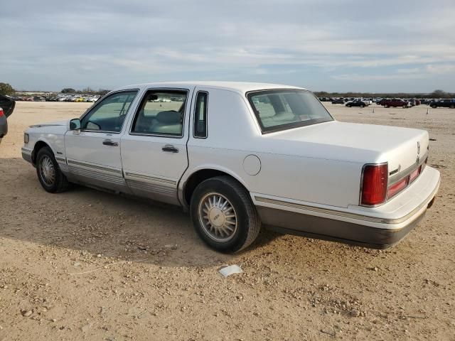 1997 Lincoln Town Car Signature