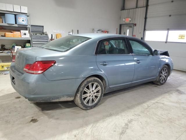 2005 Toyota Avalon XL