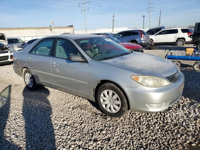 2005 Toyota Camry LE