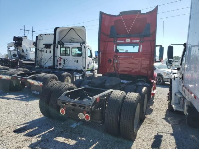 2020 Volvo VNR Semi Truck