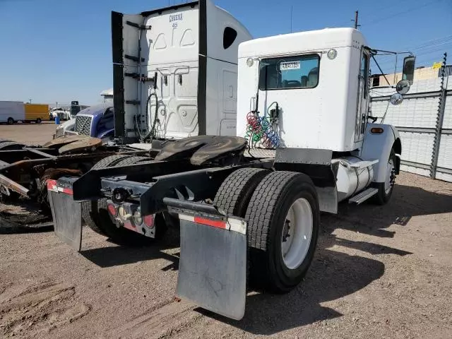 2007 Kenworth Construction T300