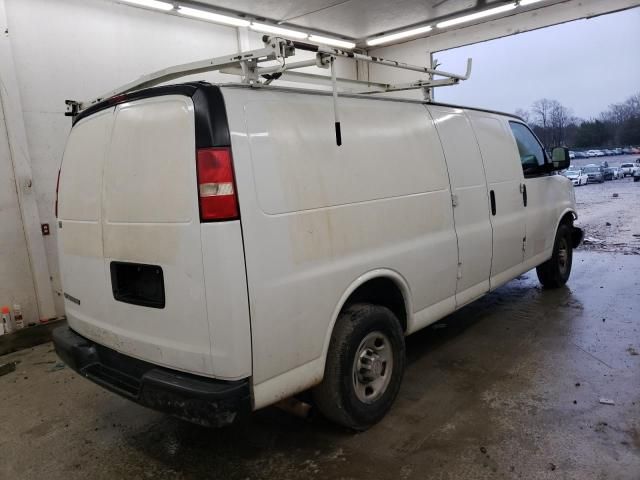 2014 Chevrolet Express G2500