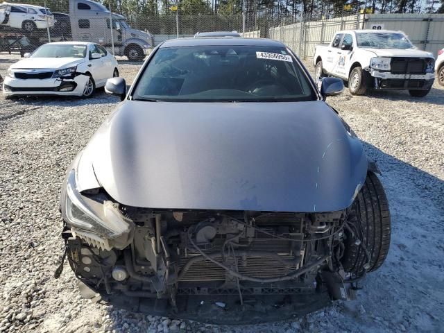 2018 Infiniti Q60 Luxe 300