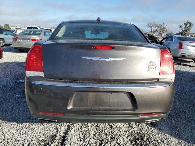 2019 Chrysler 300 Limited