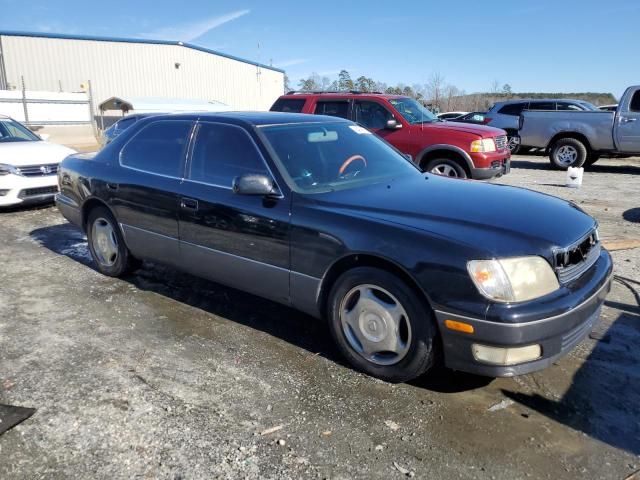 1999 Lexus LS 400