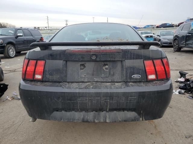 2004 Ford Mustang