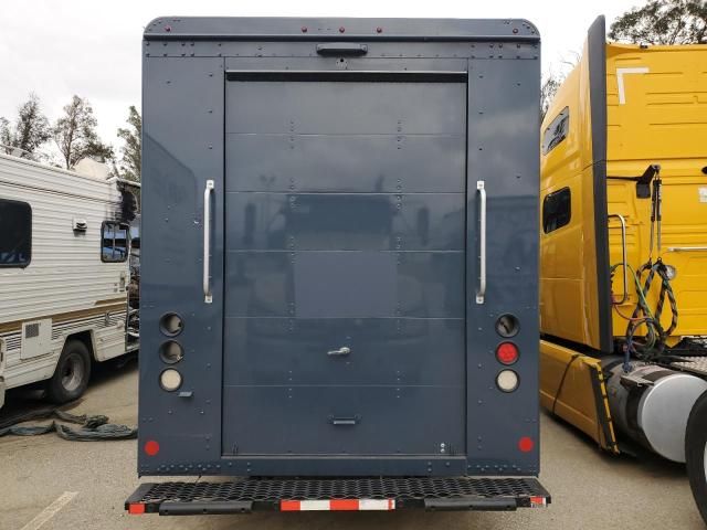 2020 Freightliner Chassis M Line WALK-IN Van