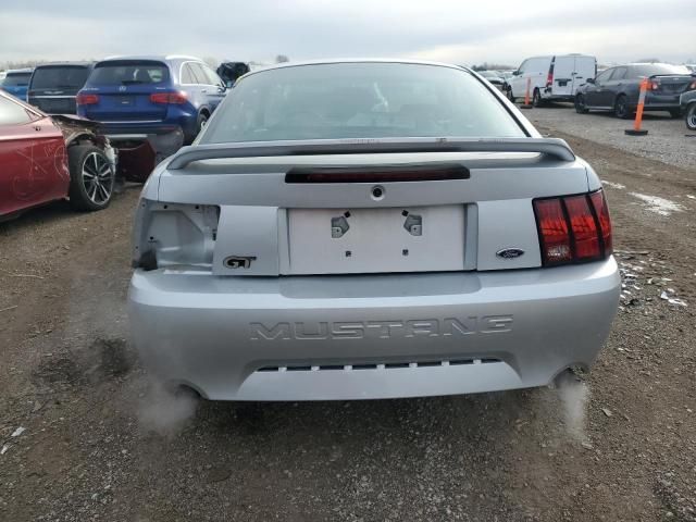 2000 Ford Mustang GT