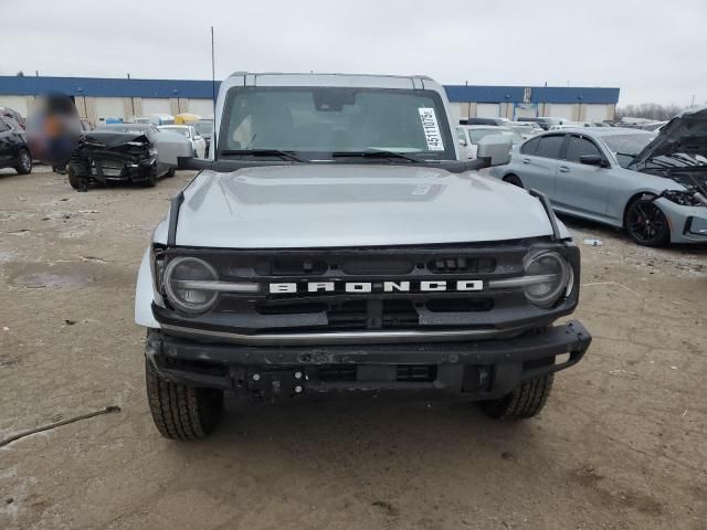 2024 Ford Bronco Outer Banks