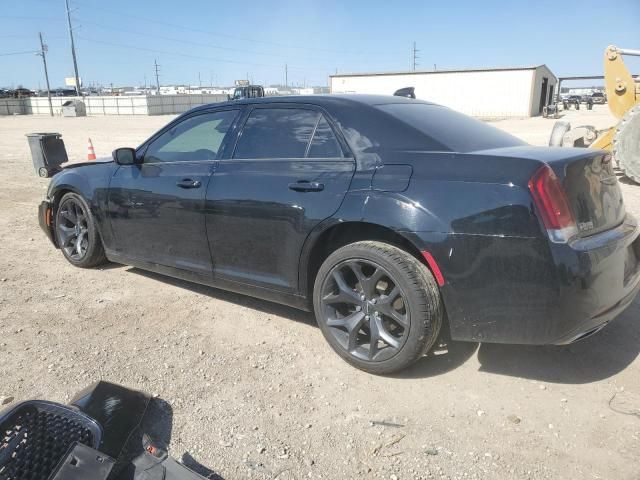 2020 Chrysler 300 Touring