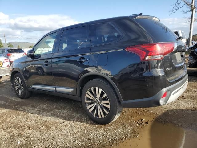 2019 Mitsubishi Outlander SE