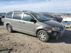 2010 Chrysler Town & Country LX