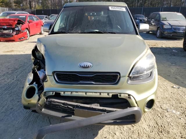 2013 KIA Soul +