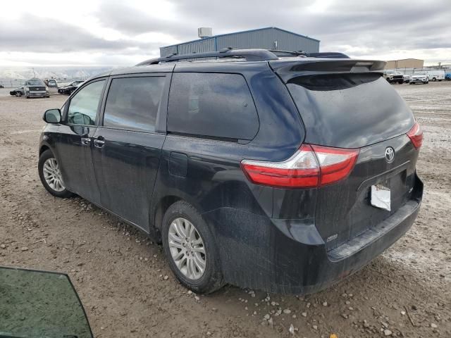 2015 Toyota Sienna XLE