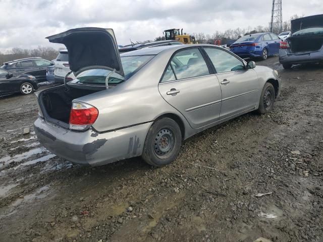 2005 Toyota Camry LE