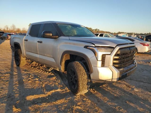 2023 Toyota Tundra Crewmax SR