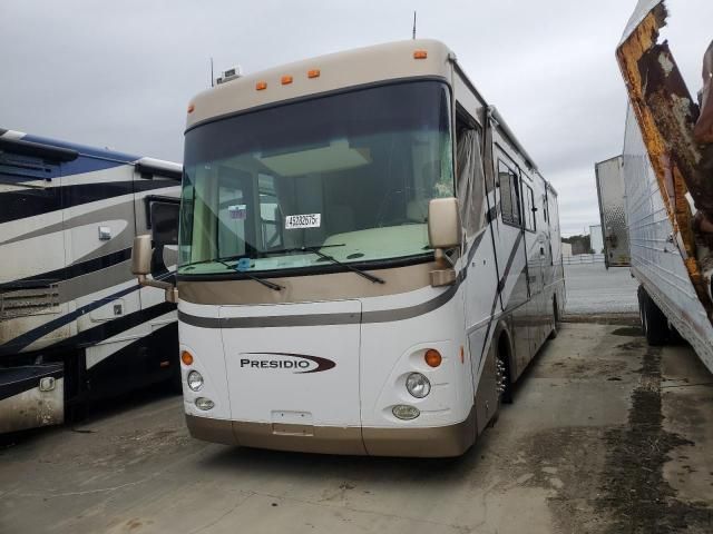 2005 Workhorse Custom Chassis Motorhome Chassis R00