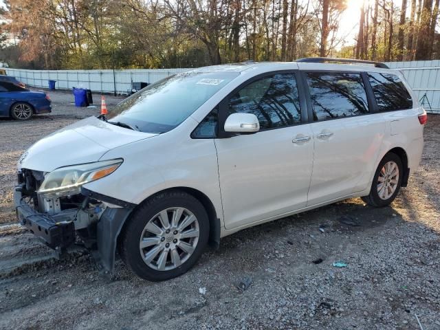 2015 Toyota Sienna XLE