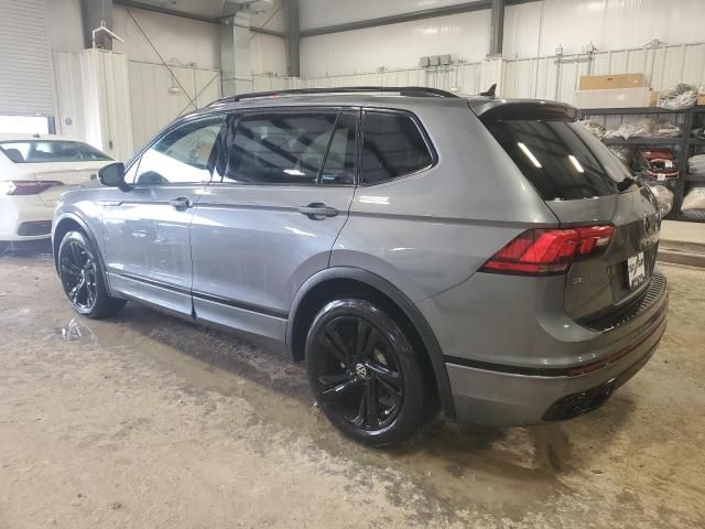 2024 Volkswagen Tiguan SE R-LINE Black