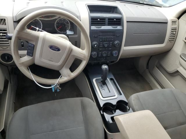 2010 Ford Escape XLS