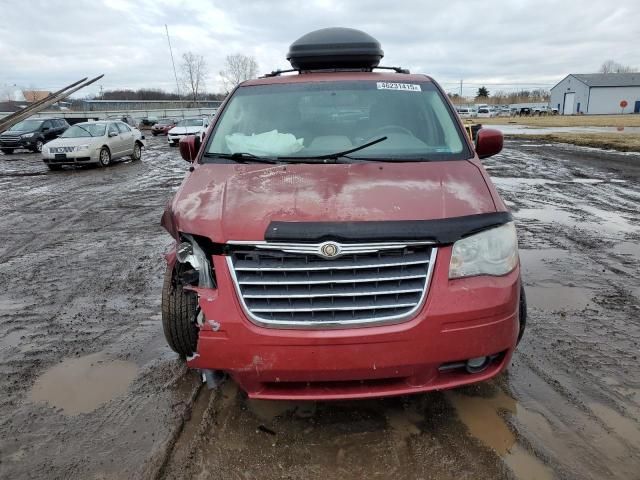 2008 Chrysler Town & Country Touring