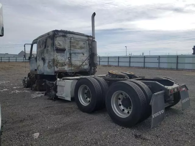 2007 Volvo VN Semi Truck