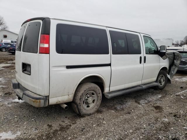 2017 Chevrolet Express G3500 LT