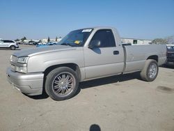 Carros salvage sin ofertas aún a la venta en subasta: 2005 Chevrolet Silverado C1500