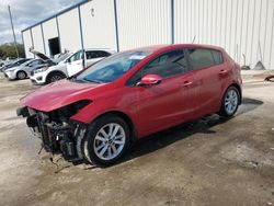 Carros salvage a la venta en subasta: 2017 KIA Forte LX