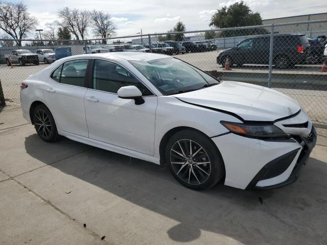 2021 Toyota Camry SE