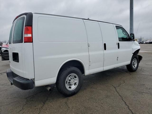 2020 Chevrolet Express G2500