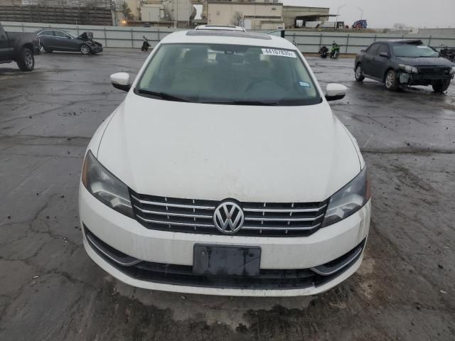 2014 Volkswagen Passat SE