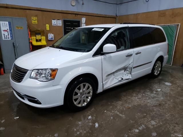 2016 Chrysler Town & Country Touring