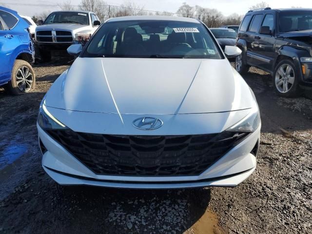 2022 Hyundai Elantra SEL