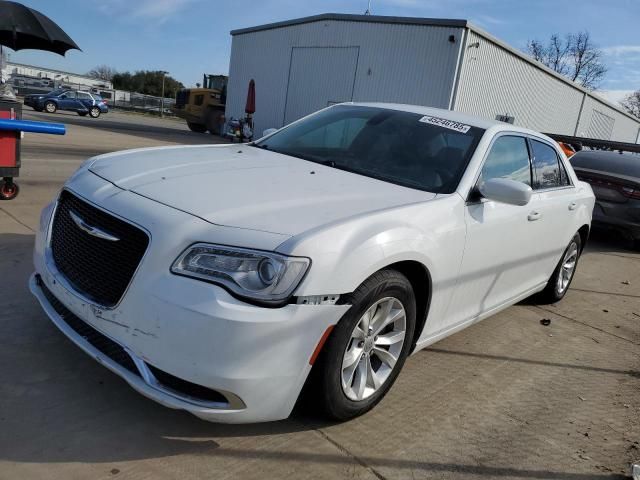 2016 Chrysler 300 Limited