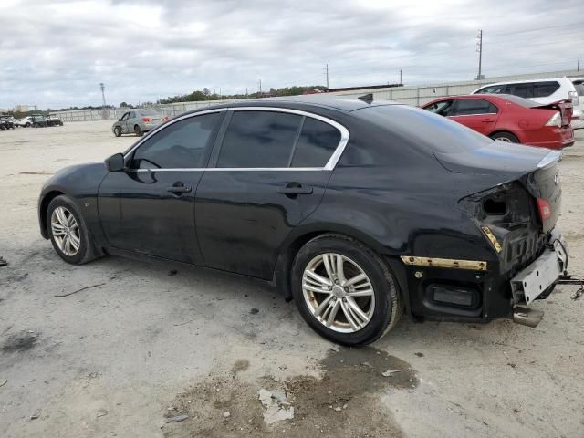 2015 Infiniti Q40